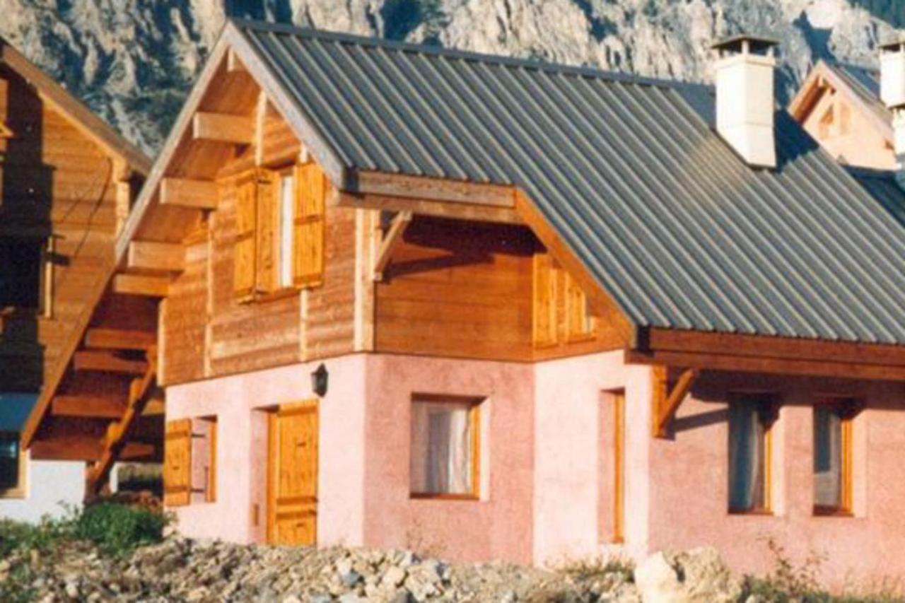 Chalet Le Melezin Hameau Des Chazals Nevache Hautes Alpes Luaran gambar